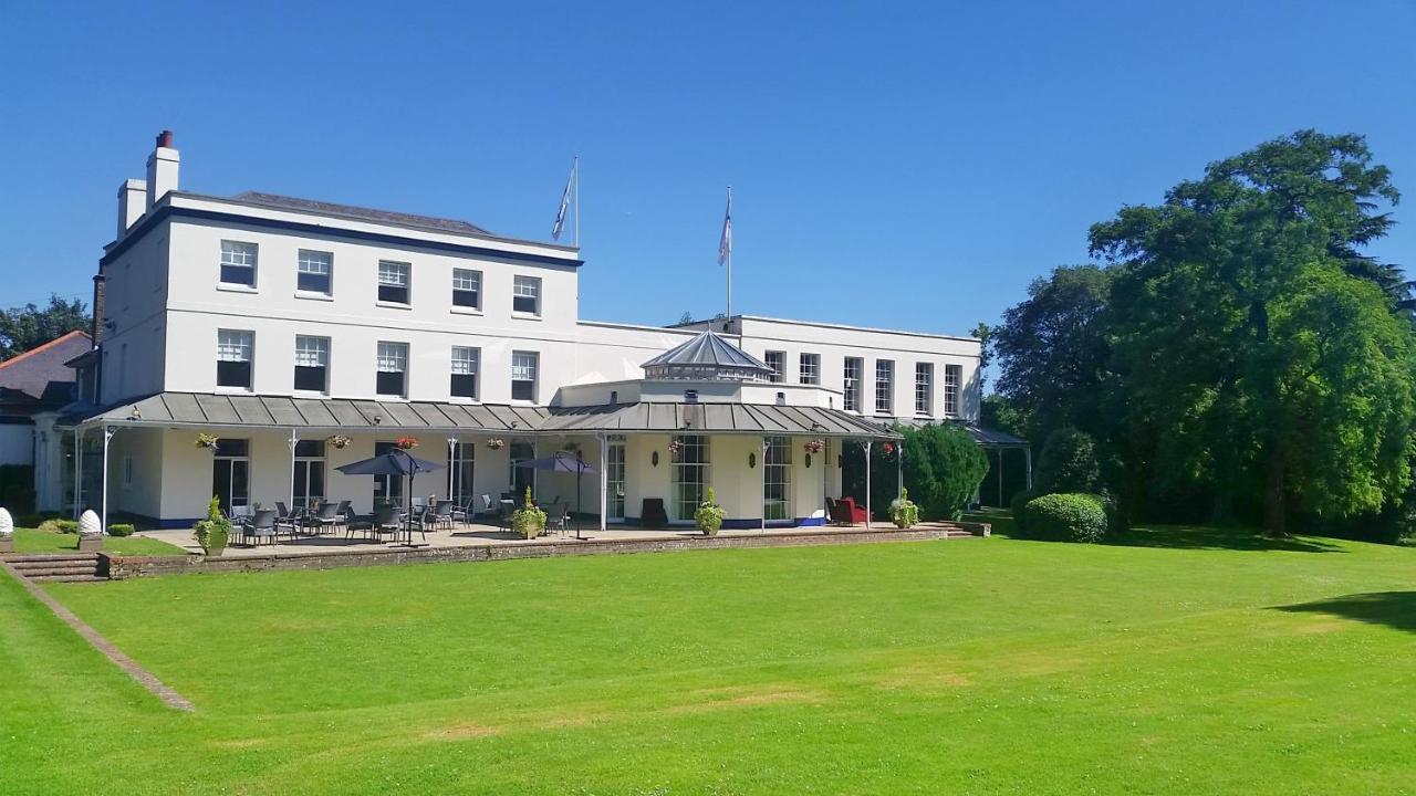 Stifford Hall Hotel Thurrock Grays Экстерьер фото