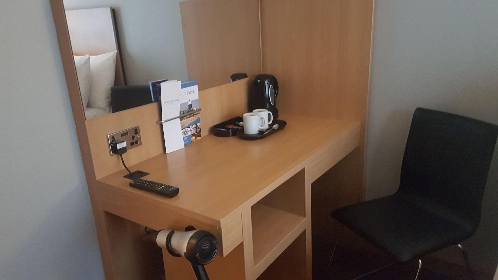 Stifford Hall Hotel Thurrock Grays Экстерьер фото