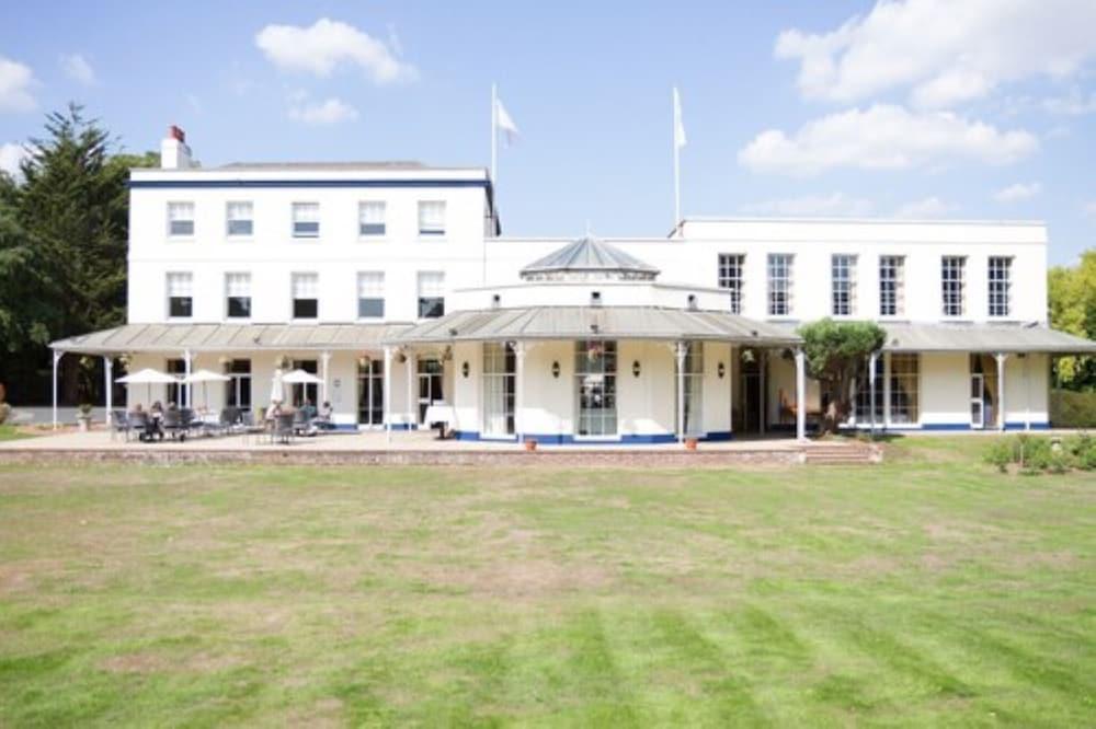 Stifford Hall Hotel Thurrock Grays Экстерьер фото