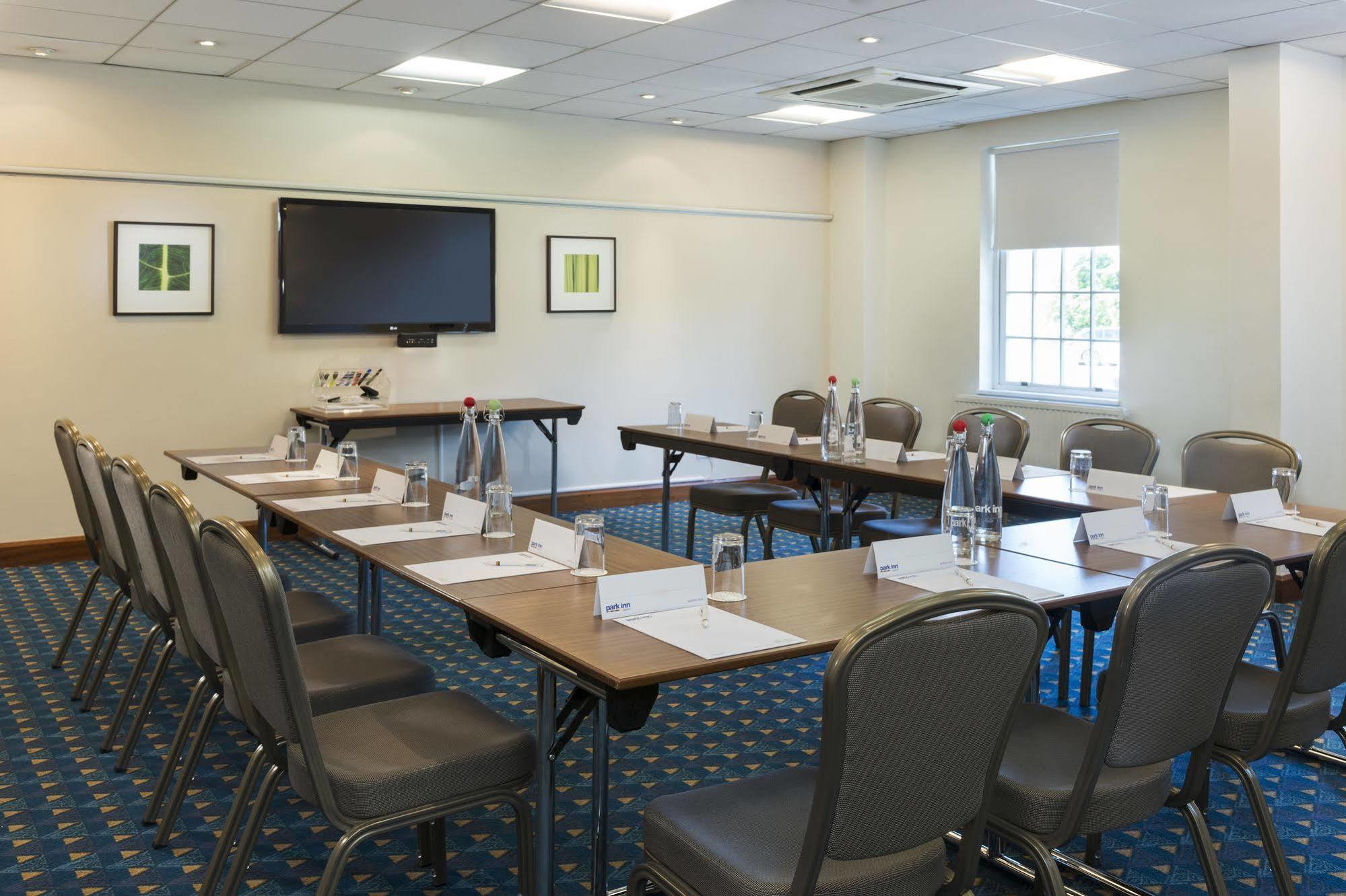Stifford Hall Hotel Thurrock Grays Экстерьер фото