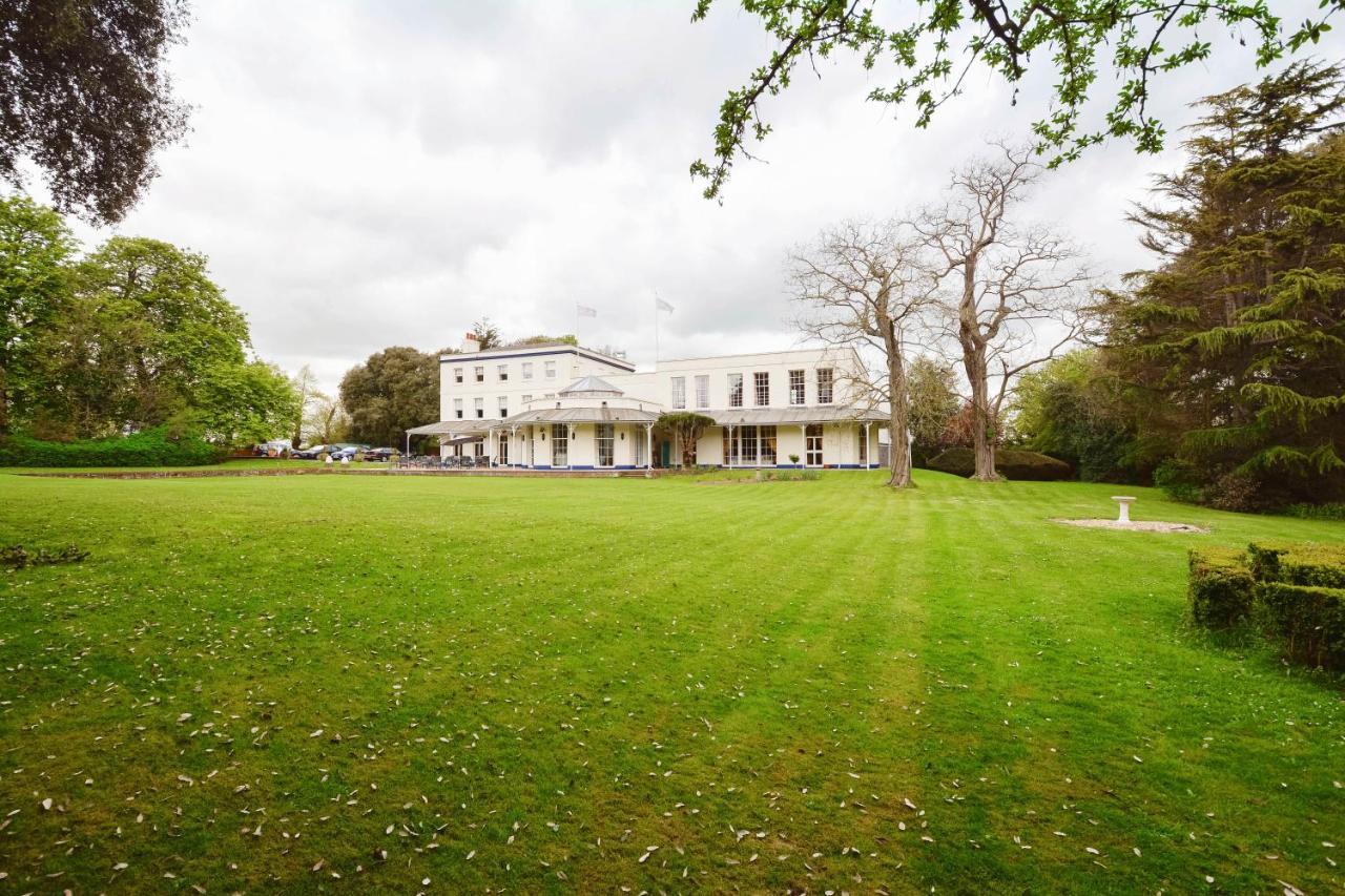 Stifford Hall Hotel Thurrock Grays Экстерьер фото